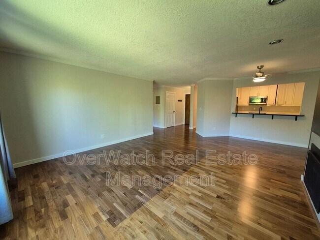 Building Photo - 1300 W 7th Ave