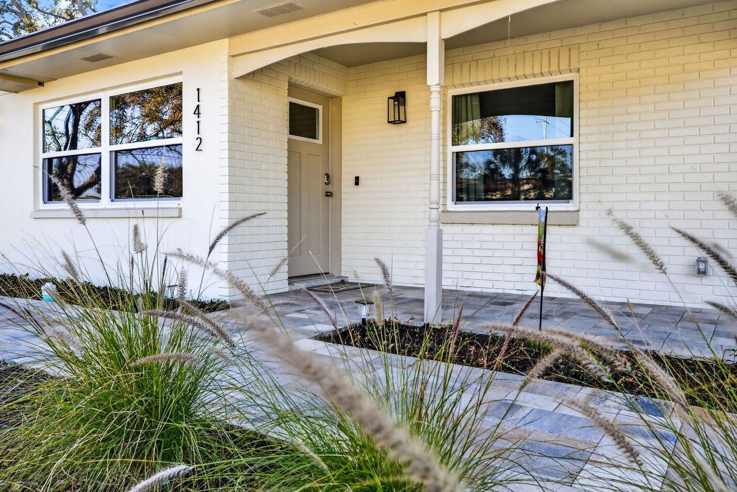 Building Photo - 1412 Gladys Cir