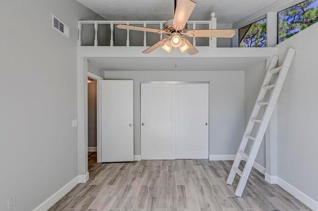 Building Photo - 5518 Golden Eagle Cir