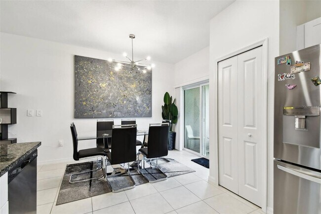 Building Photo - 2513 Sunray Venus Wy