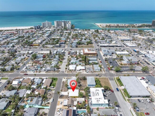 Building Photo - 333 72nd Ave