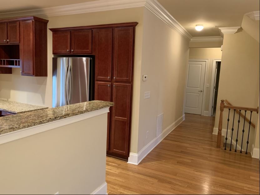 Building Photo - 817 Perennial Dr
