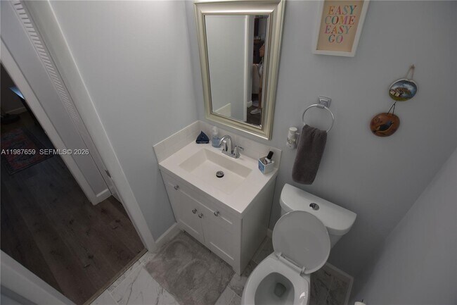 Building Photo - 2572 Emory Dr W