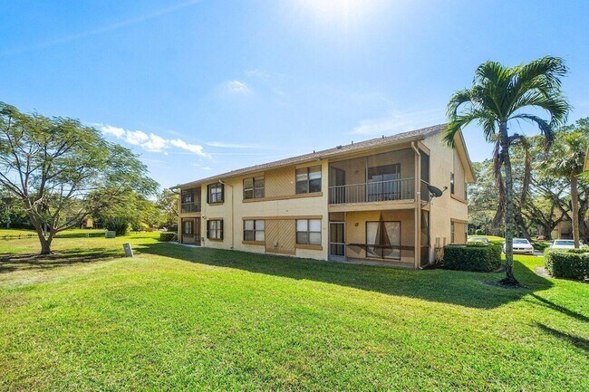 Building Photo - 13135 Chadwick Ct