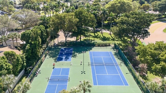 Building Photo - 2070 Homewood Blvd