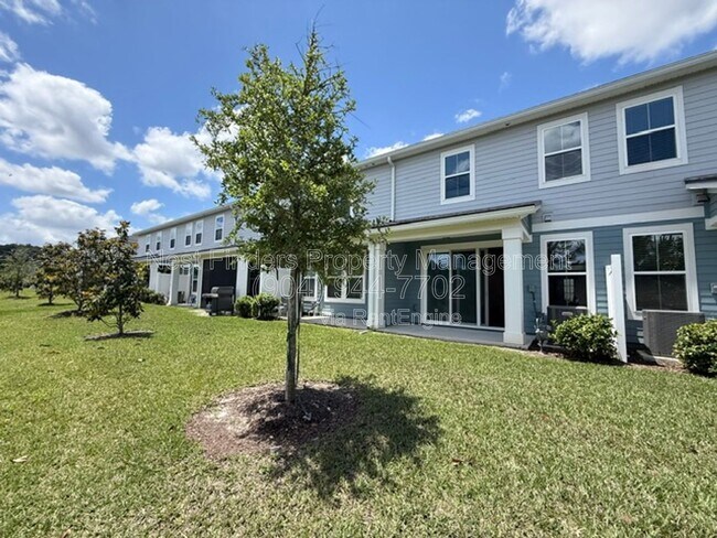 Building Photo - 427 Brandon Lks Dr