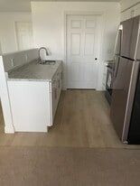 Building Photo - 2246 Temple View Dr
