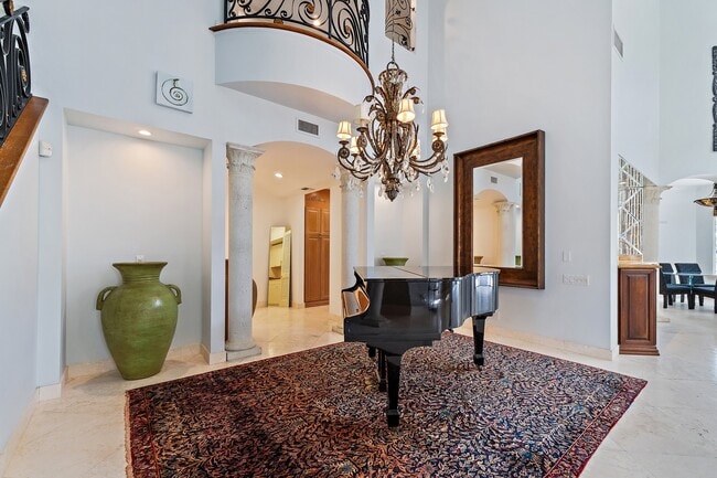 Building Photo - 702 Maritime Way