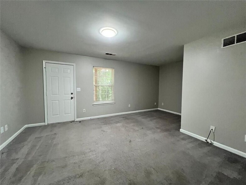 Building Photo - 6877 Slate Stone Way SE