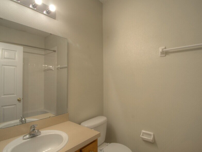 Building Photo - 2852 Spoonbill Trail