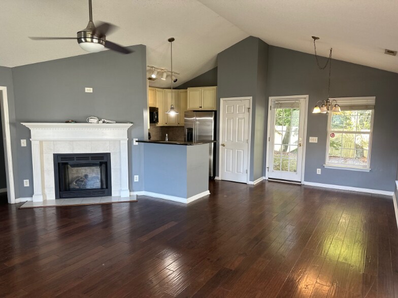 Building Photo - 1108 Wyngate Dr