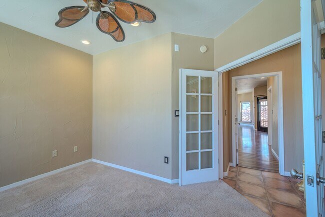 Building Photo - 111 Coker Ln