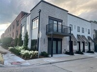 Building Photo - 105 Laurel Ct