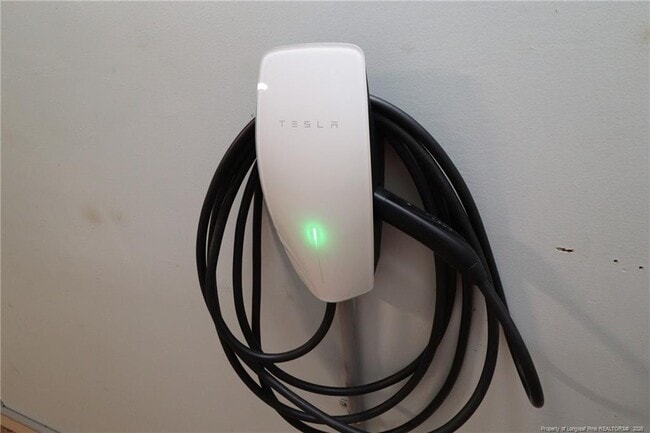 Building Photo - 7915 Footman Way