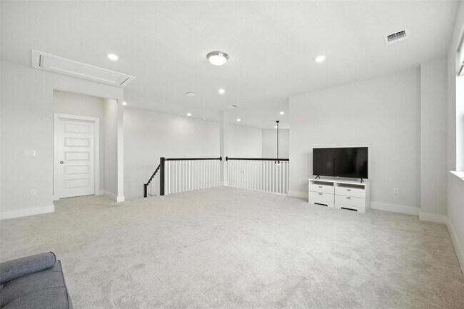 Building Photo - 7725 Boyd Hvn Dr