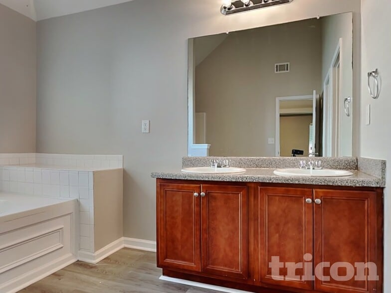 Building Photo - 70 Emerson Trail