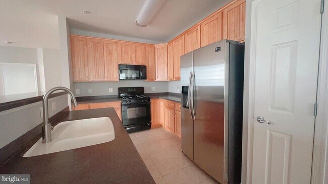 Building Photo - 4191 Lochleven Tr