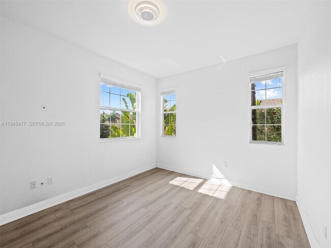 Building Photo - 14762 SW 12th St