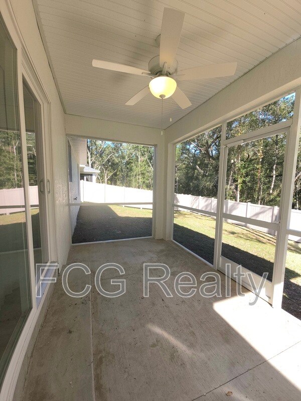 Building Photo - 10663 N Adler Dr