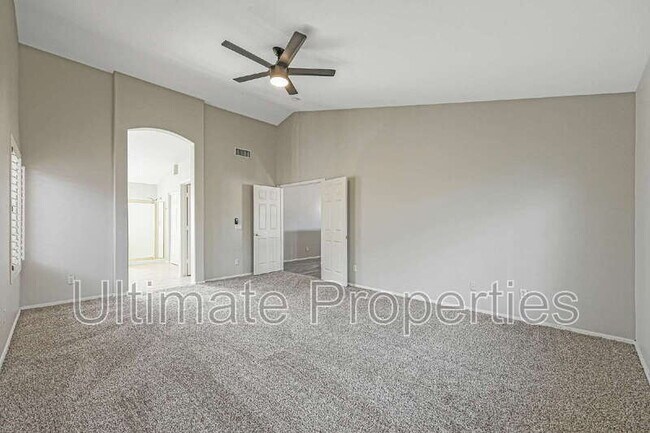 Building Photo - 5267 W Angela Dr