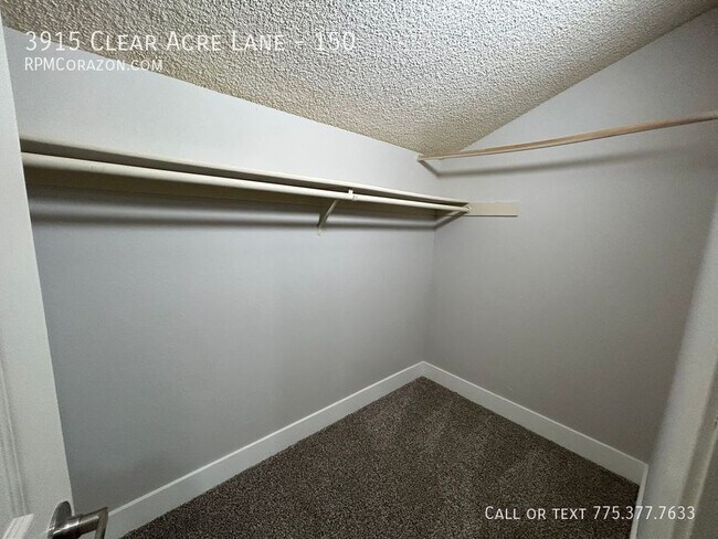 Building Photo - 3915 Clear Acre Ln