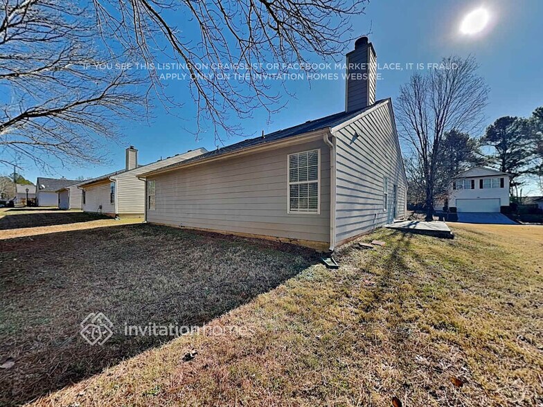 Building Photo - 6322 Klondike River Rd