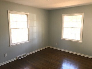 Building Photo - Charming 3 Bedroom Home in Matthews!
