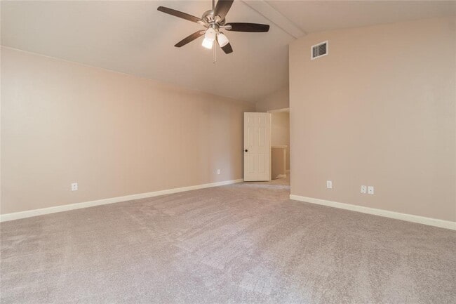 Building Photo - 5215 Heathervale Ct
