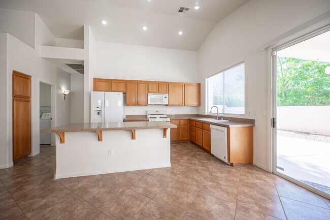 Building Photo - 356 Blackstone River Ave