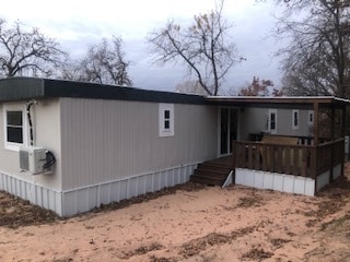 Building Photo - 12 Deer Run Rd