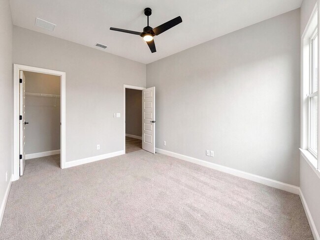 Building Photo - 1156 Windjammer Dr