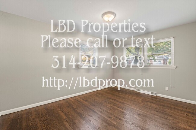 Building Photo - 490 St Marie St