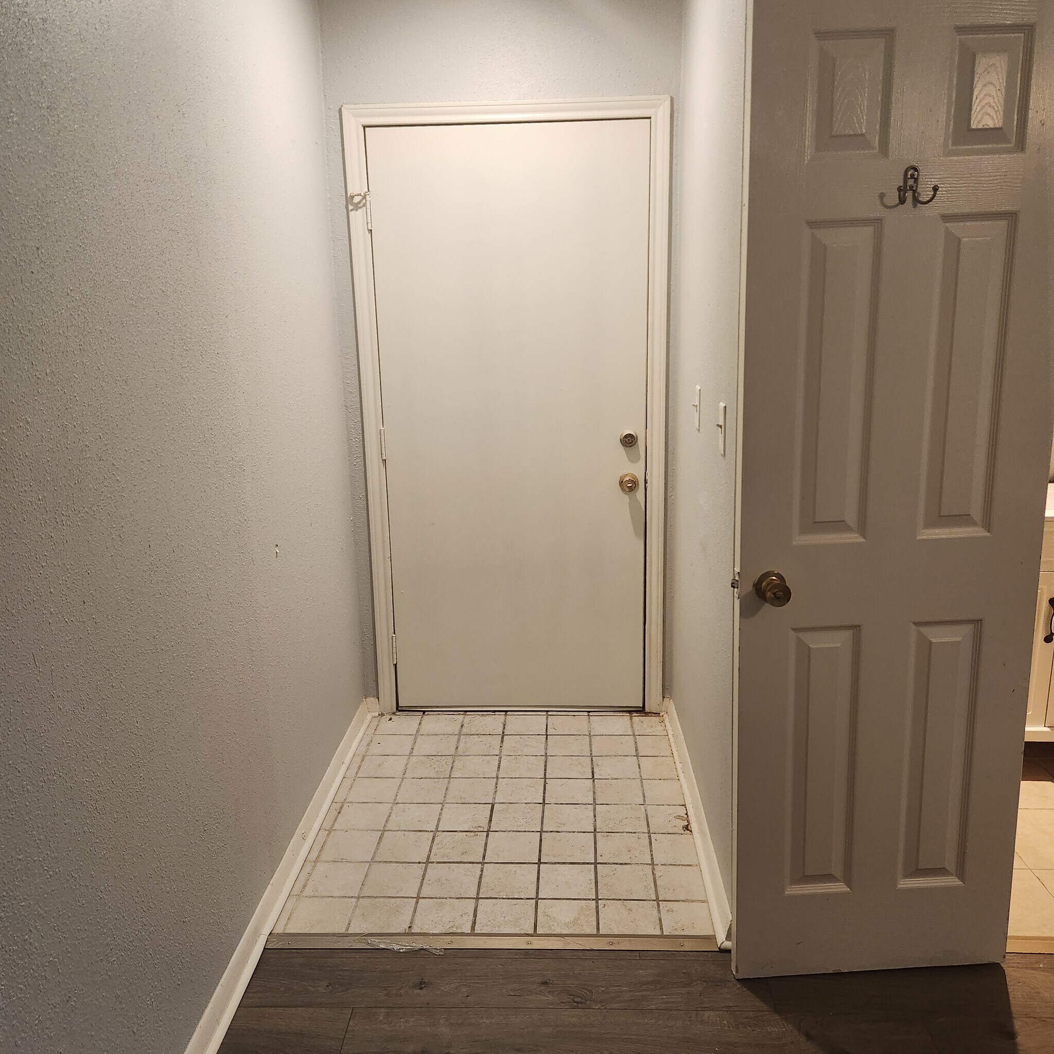 Building Photo - 21319 Park Orchard Dr