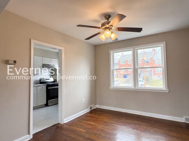 Building Photo - 1408 Cedarcroft Rd