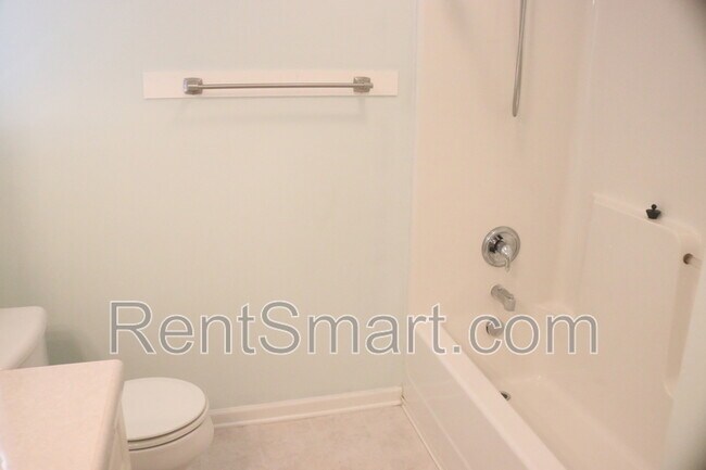 Building Photo - 624 Dunloe Cir