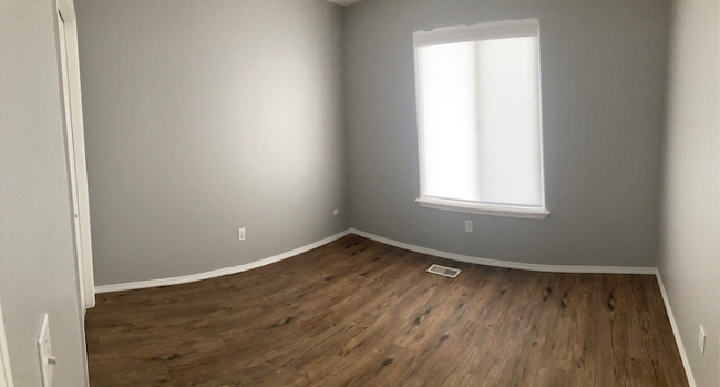 Building Photo - 11031 W Red Maple Dr