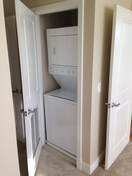 Washer and Drier - 1800 Wilson Blvd