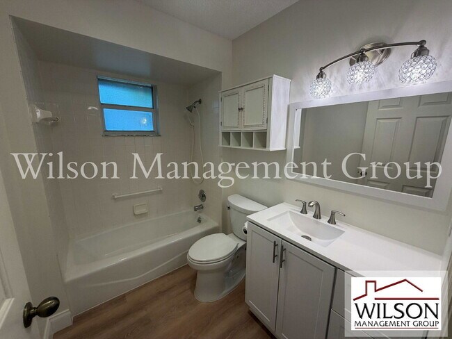 Building Photo - 2535 S Glen Eagles Dr