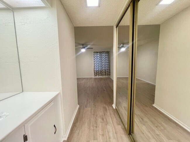 Building Photo - COMING SOON! 3 Bedroom 2 Bathroom Palm Springs Condo in Ramon Estados Gated Community