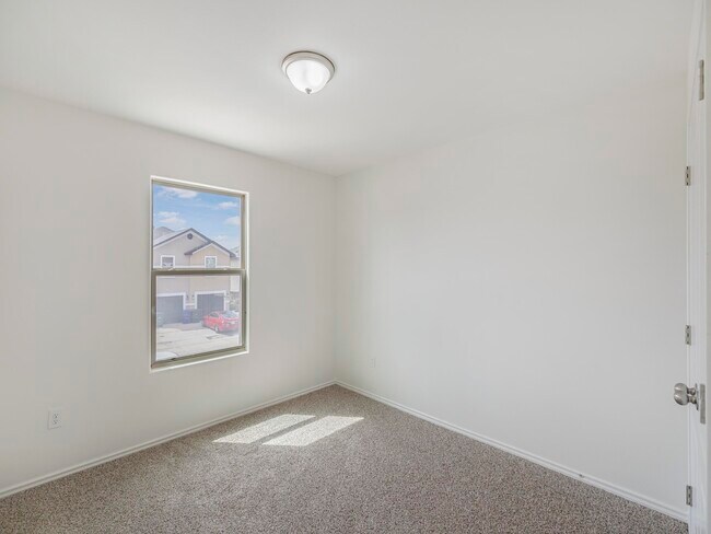 Building Photo - 1108 Port Texas Dr