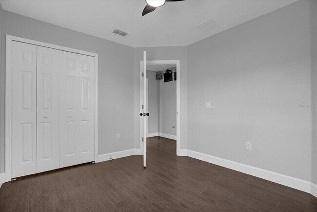 Building Photo - 2806 Moultrie Creek Dr