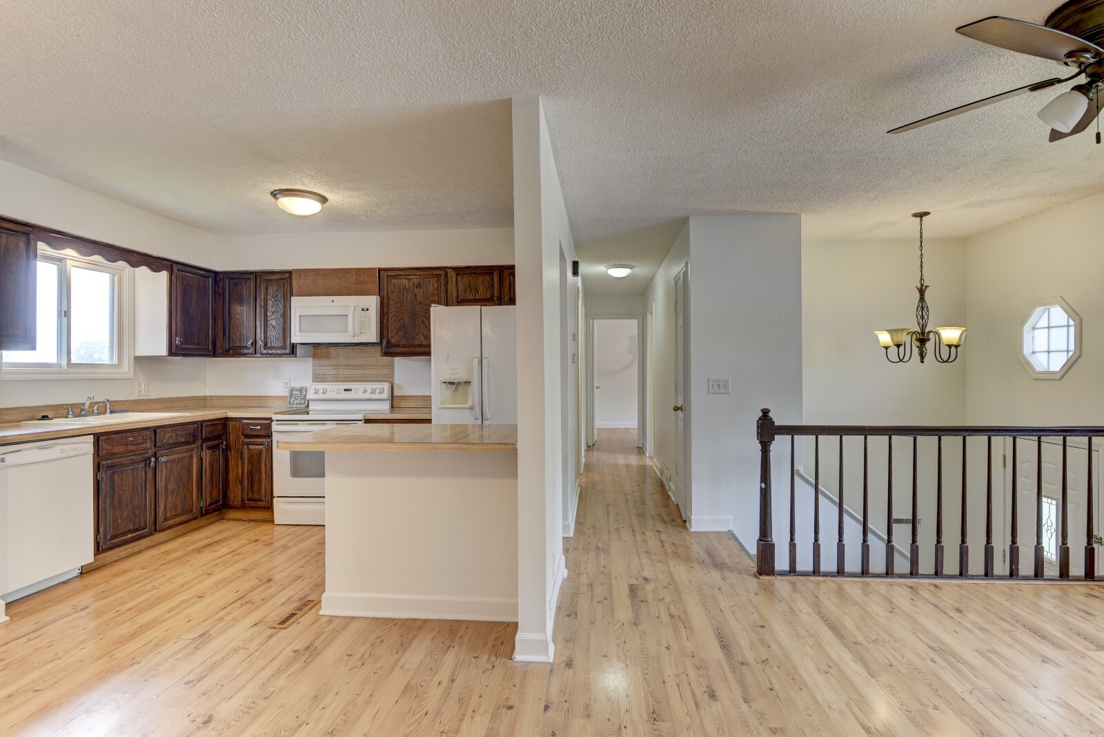 Building Photo - 3514 Glory Cir
