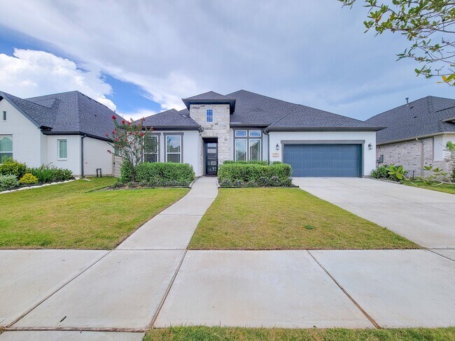 Building Photo - 5023 Golden Peach Rd