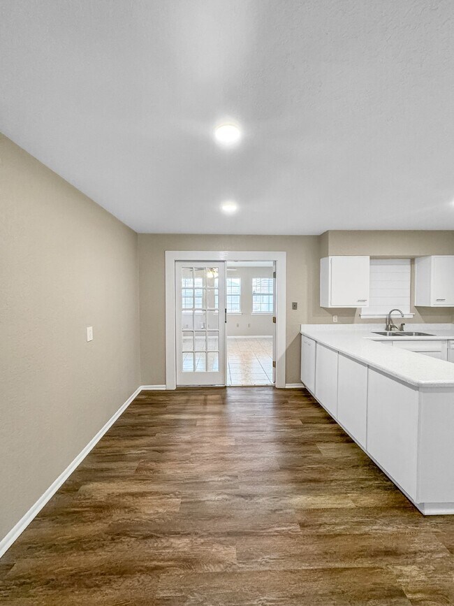 Building Photo - Welcome to Your New Rental in West San Antonio