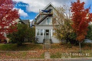 Building Photo - 1225 E 6th St