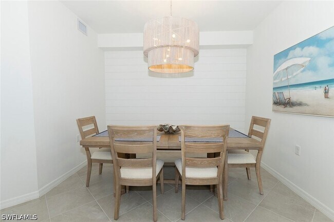 Building Photo - 5629 Double Eagle Cir