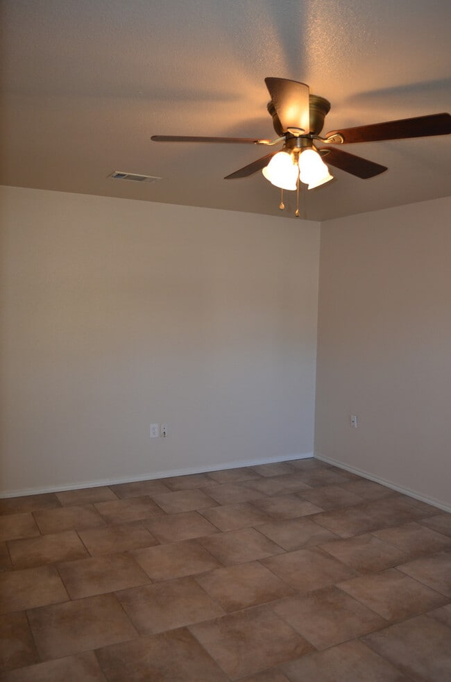 Building Photo - 1710 Ute Trail