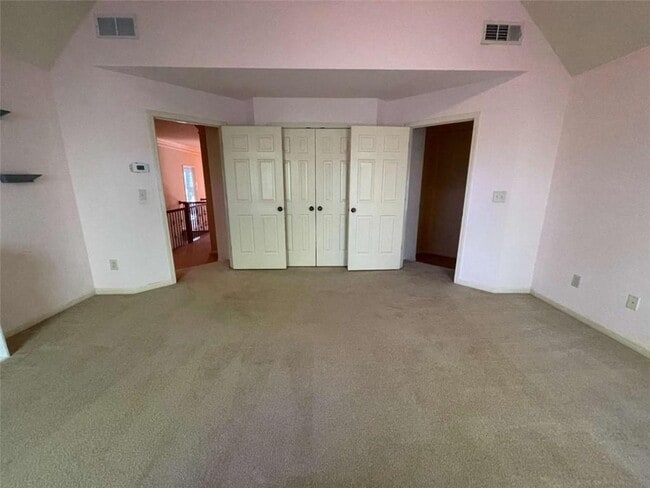 Building Photo - 1378 Greencrest Ct SW