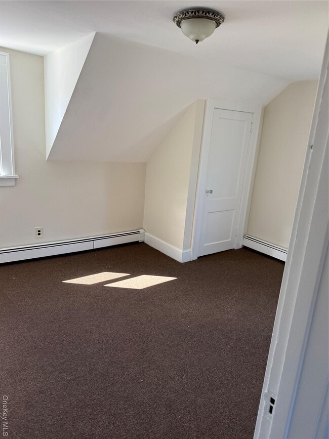 Building Photo - 298 S Middletown Rd