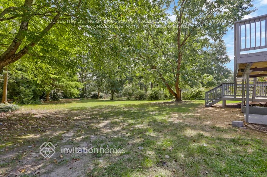 Building Photo - 7216 Pinecrest Dr